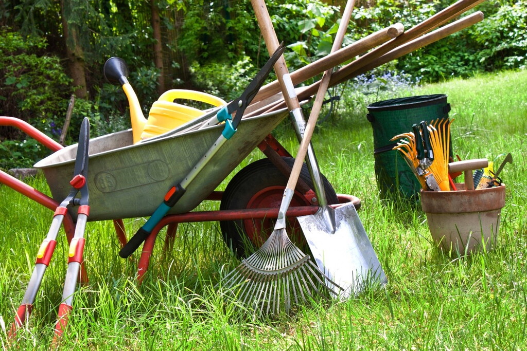 Outils de bricolage et de jardin