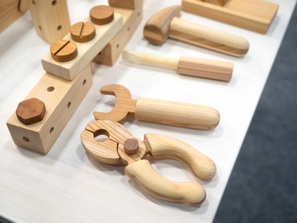 Outils en bois